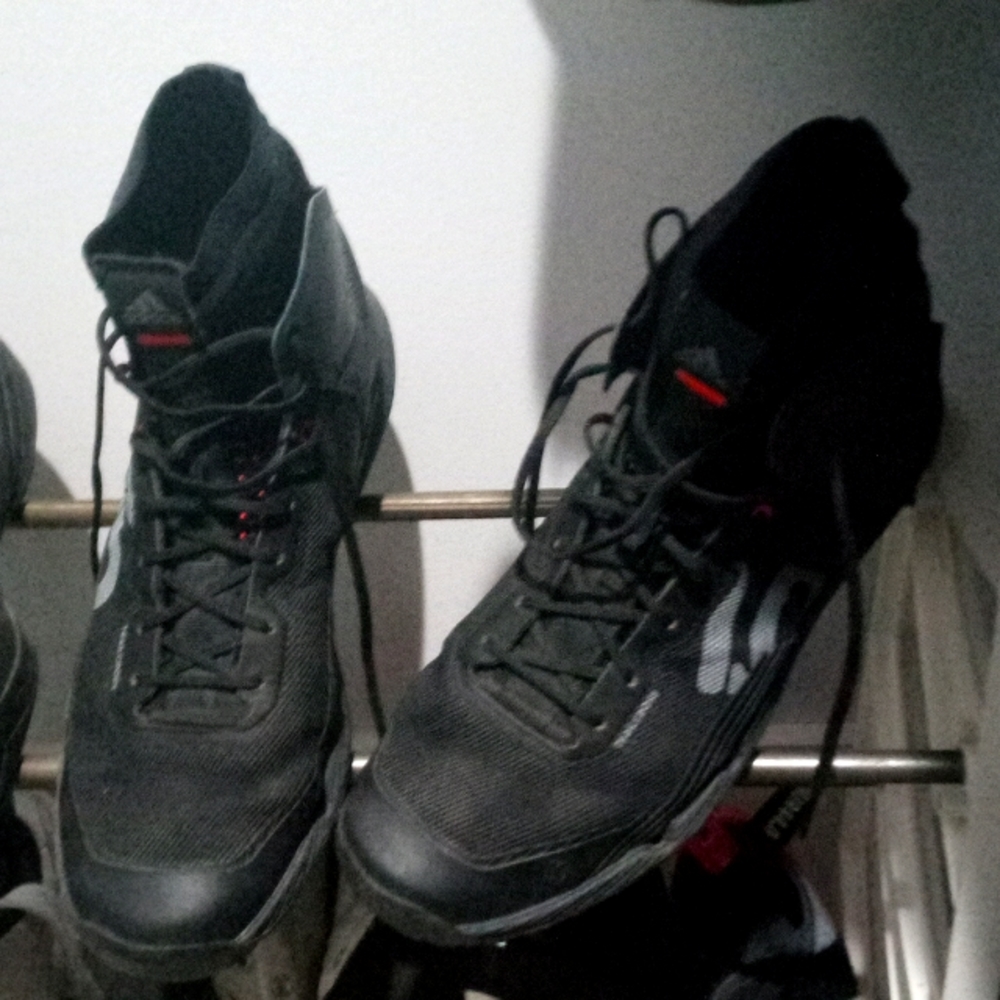 Adidas trailcross